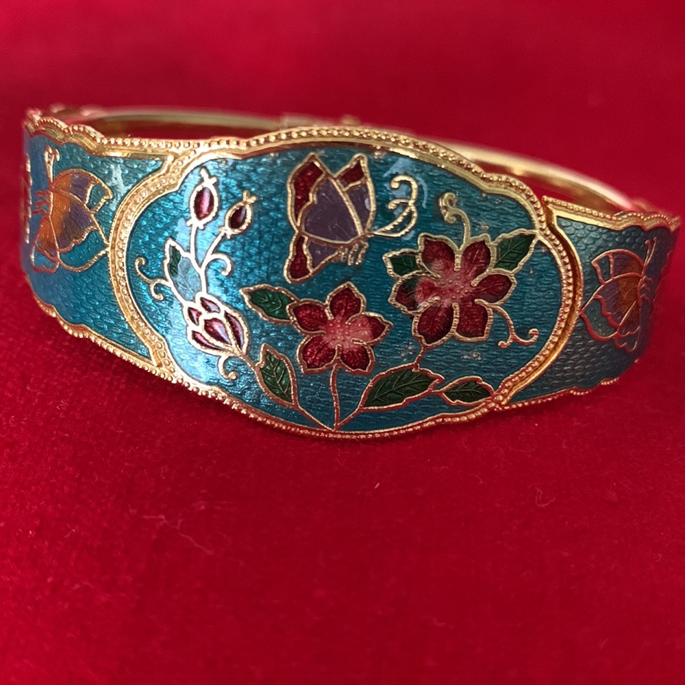 Beautiful decorated bangle.